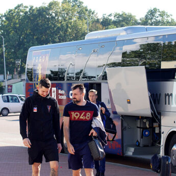 Piłkarze Pogoni Szczecin już w Kamieniu. Zobacz sparing z Gryfem [NA ŻYWO]