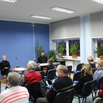 Wydarzenie słowno-muzyczne w kamieńskiej Bibliotece Wydarzenie słowno-muzyczne w kamieńskiej Bibliotece