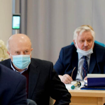 W szkołach średnich w Powiecie coraz mniej dzieci. Radny Adamiak: "Mamy trzy szkoły, zróbmy dwie" W szkołach średnich w Powiecie coraz mniej dzieci. Radny Adamiak: "Mamy trzy szkoły, zróbmy dwie"
