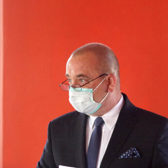 Jacek Golusda rezygnuje z funkcji dyrektora ZSP im. Stanisława Staszica Jacek Golusda rezygnuje z funkcji dyrektora ZSP im. Stanisława Staszica