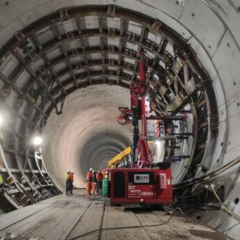 Prace przy tunelu cały czas trwają Prace przy tunelu cały czas trwają