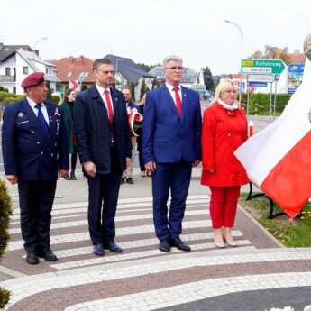 Święto Konstytucji 3 Maja w Dziwnowie Święto Konstytucji 3 Maja w Dziwnowie