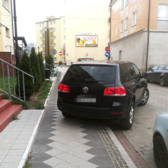 W Kamieniu Pomorskim dalej parkują jak chcą