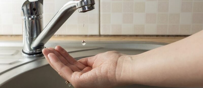 Przerwa w dostawie wody w Ciesławiu. Mieszkańcy proszeni o przygotowanie zapasów Przerwa w dostawie wody w Ciesławiu. Mieszkańcy proszeni o przygotowanie zapasów