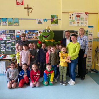 Burmistrz Golczewa z wizytą u najmłodszych mieszkańców z okazji Dnia Dziecka
