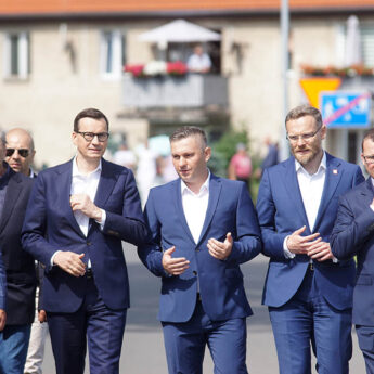 Premier Morawiecki w Golczewie! "“Panie premierze, wreszcie coś zaczęło się tu dziać” [ZDJĘCIA, FILM]