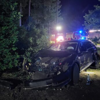 Auto wypadło z drogi w Międzywodziu