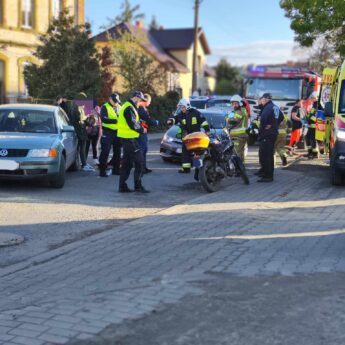 Wypadek motocyklisty w Wolinie. Mężczyzna przewieziony do szpitala