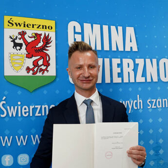 Wójt Gminy Świerzno złożył ślubowanie. Sebastian Ligenza przewodniczącym Rady