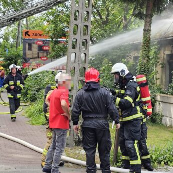 Makabryczne odkrycie służb. W spalonym budynku natrafioni na ciało