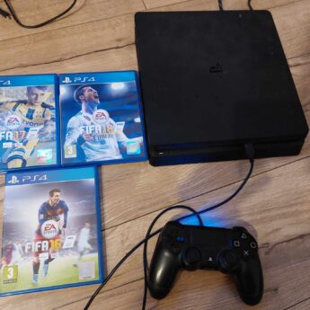 Ps4 slim 500gb +pad okablowanie i gry