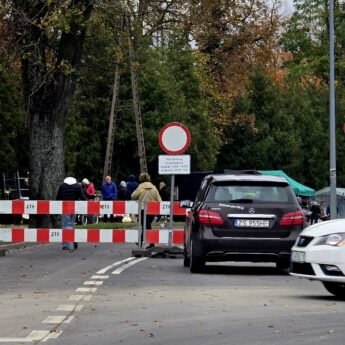 Ruch pod cmentarzem większy. Pamiętajcie o zmianie organizacji ruchu!