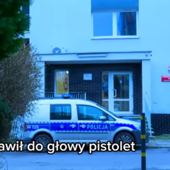 Zastrzelił się przed Komendą Policji. Sprawą zajęli się reporterzy TVP [WIDEO]