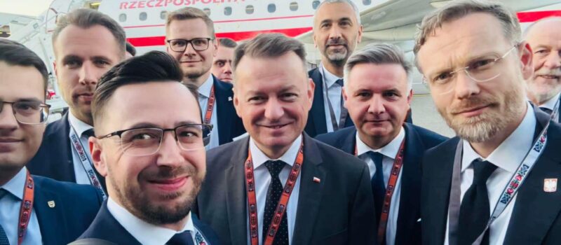 To on ma zająć miejsce Jarosława Kaczyńskiego