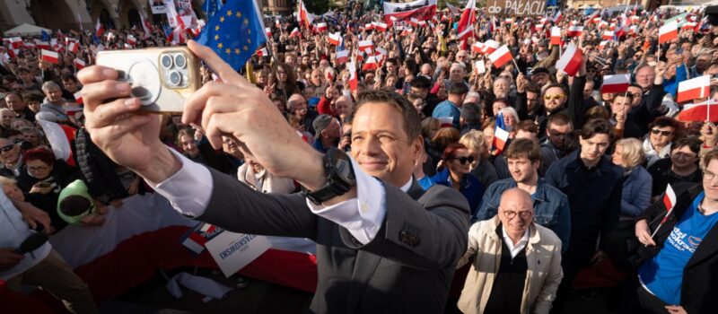 Rafał Trzaskowski liderem w pierwszej jak i drugiej turze [NOWY SONDAŻ]