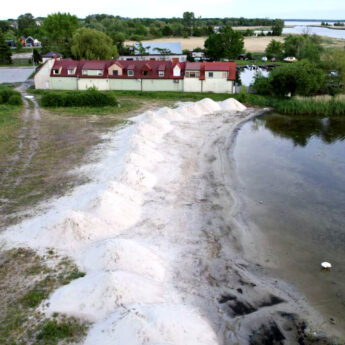 „Dzika Plaża” przechodzi metamorfozę! Trwa rewitalizacja terenu przy ulicy Wilków Morskich „Dzika Plaża” przechodzi metamorfozę! Trwa rewitalizacja terenu przy ulicy Wilków Morskich
