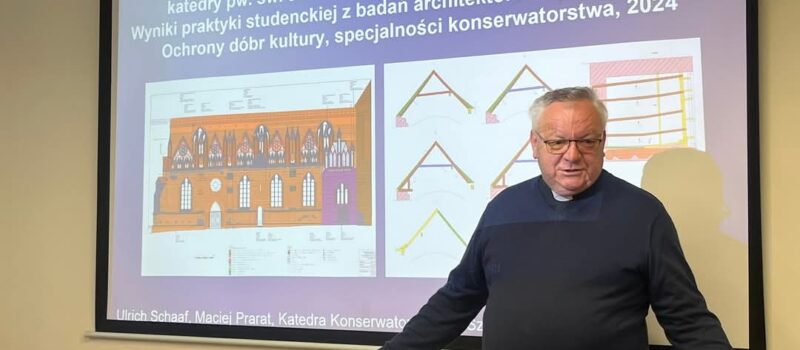 Naukowcy, konserwatorzy i pasjonaci o przyszłości kamieńskiej katedry