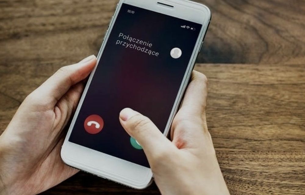 Nie odbieraj, nie oddzwaniaj! Policja ostrzega przed telefonicznymi oszustami