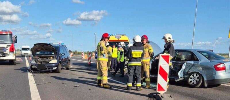 Zderzenie dwóch aut na drodze S3 w okolicach Wolina