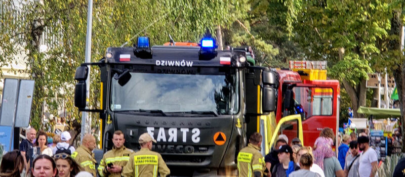 Dramatyczne chwile w Dziwnówku! Dwie osoby walczyły o życie w wodzie
