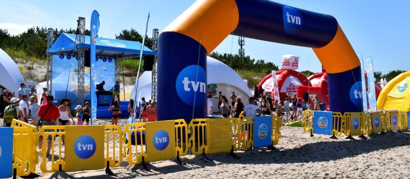 W Dziwnowie trwa "Projekt Plaża TVN"