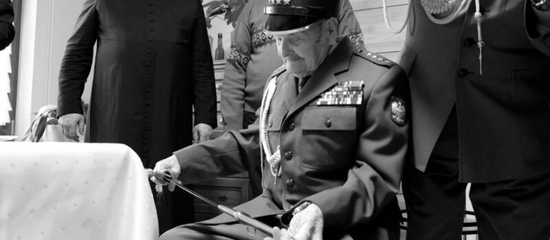 Odszedł w wieku 100 - lat. Zmarł kapitan Bolesław Cieślik