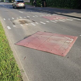 Uwaga kierowcy! Niebezpieczny próg zwalniający na ulicy Szczecińskiej w Kamieniu Pomorskim Uwaga kierowcy! Niebezpieczny próg zwalniający na ulicy Szczecińskiej w Kamieniu Pomorskim