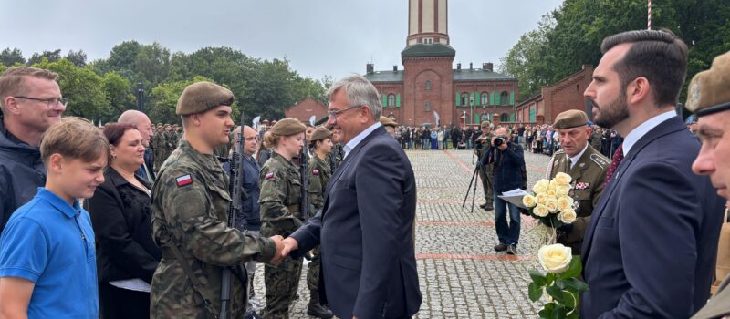 Stu nowych żołnierzy złożyło ślubowanie