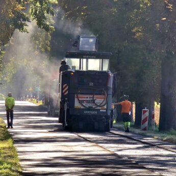 Ruszył kolejny etap modernizacji drogi Kamień Pomorski - Świerzno