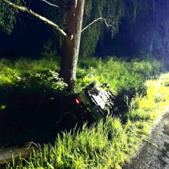 Po "dachowaniu" auta uciekł do lasu. Miał przy sobie blisko 100 gram narkotyków! Po "dachowaniu" auta uciekł do lasu. Miał przy sobie blisko 100 gram narkotyków!