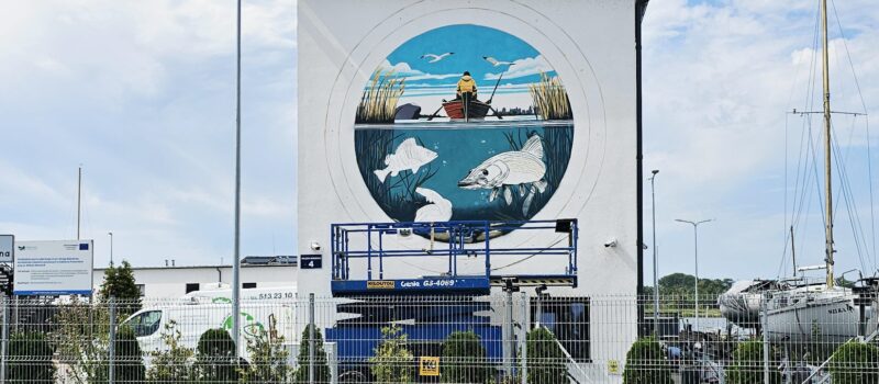 Nowy mural w porcie w Kamieniu Pomorskim