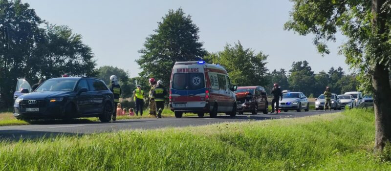Zdarzenie drogowe w Jarzysławiu. Na miejscu spore utrudnienia