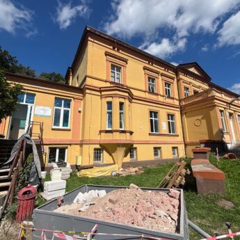 Świerzno w budowie: żłobek w Gostyniu, przedszkole i Klub Seniora w Stuchowie