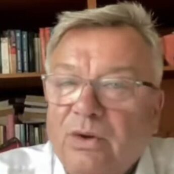 Poseł Łącki o dotacji z KPO: "Moja żona miała prawo wziąć te pieniądze" Poseł Łącki o dotacji z KPO: "Moja żona miała prawo wziąć te pieniądze"