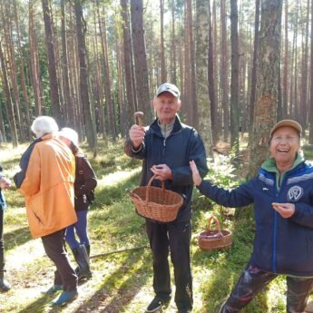 Pogoda i nastroje dopisują! Udane grzybobranie w Dziwnowie
