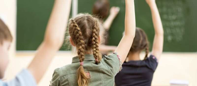 Kary finansowe za nieobecność uczniów w szkole? "Grzywna może wynieść 10 tys. złotych"