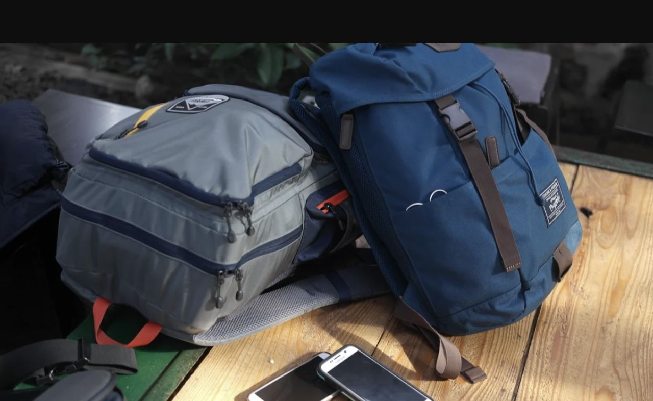 MSWiA o zawartości plecaka ewakuacyjnego. „Pozwoli przetrwać pierwsze 72 godziny”