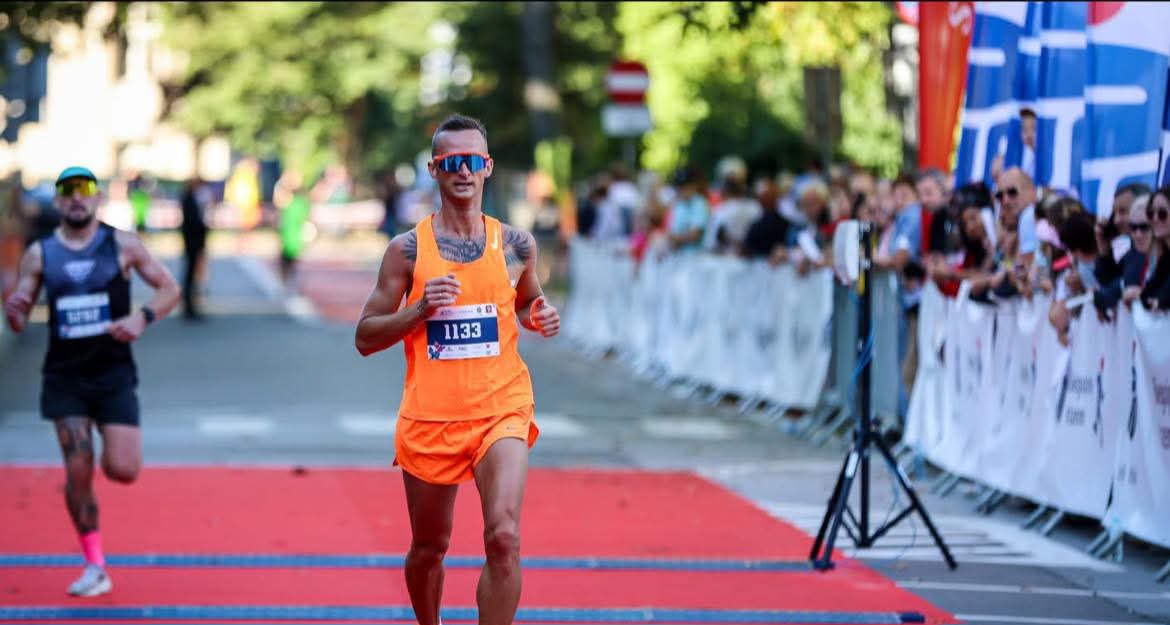 Sukces mieszkańca Kamienia Pomorskiego w 46. PKO Półmaratonie Szczecin!