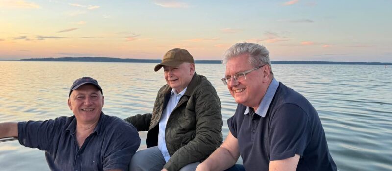 Jarosław Kaczyński gościł w Wolinie. Rejs po Cieśninie Dziwny z Joachimem Brudzińskim