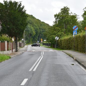 Przebudowa ulicy Nadbrzeżnej w Wicku. Będą nowe progi zwalniające i wyświetlacze prędkości Przebudowa ulicy Nadbrzeżnej w Wicku. Będą nowe progi zwalniające i wyświetlacze prędkości