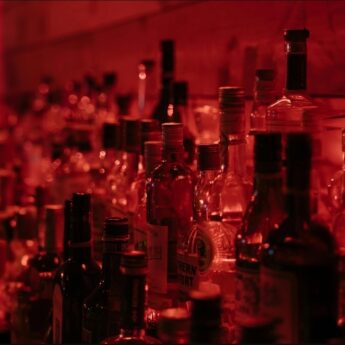 Będzie nocny zakaz sprzedaży alkoholu w całym kraju? Lewica składa projekt w Sejmie