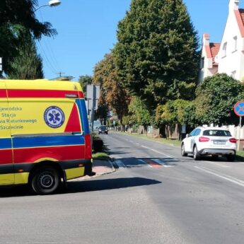 Potrącenie nastolatki na przejściu dla pieszych w centrum Wolina Potrącenie nastolatki na przejściu dla pieszych w centrum Wolina