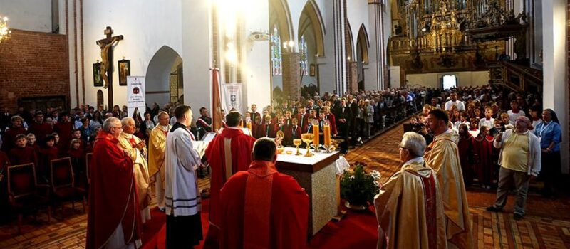 Parafia św. Ottona w Kamieniu Pomorskim apeluje: „Nie łączmy pogańskiego halloween z chrześcijaństwem” Parafia św. Ottona w Kamieniu Pomorskim apeluje: „Nie łączmy pogańskiego halloween z chrześcijaństwem”