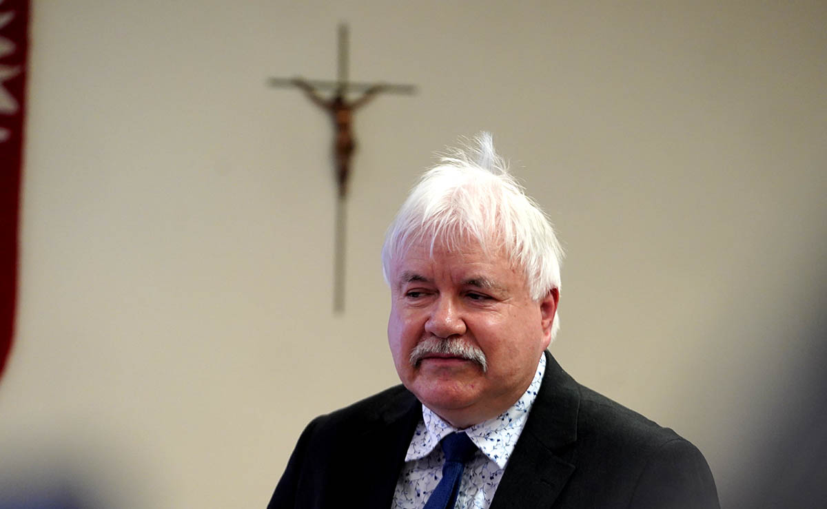 Rada Gminy Rewal w kilka minut zadłużyła gminę na 5 milionów złotych