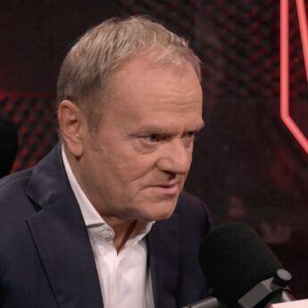 Donald Tusk: 70 procent Polaków wraca z Wielkiej Brytanii. „Wkrótce Anglicy będą szukać pracy w Polsce” Donald Tusk: 70 procent Polaków wraca z Wielkiej Brytanii. „Wkrótce Anglicy będą szukać pracy w Polsce”