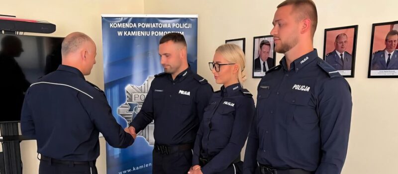Funkcjonariusze kamieńskiej Policji wyróznieni