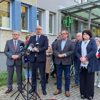 Zamykają punkty krwiodawstwa w Gryficach i Świnoujściu. Parlamentarzyści alarmują: „To skandaliczna decyzja”