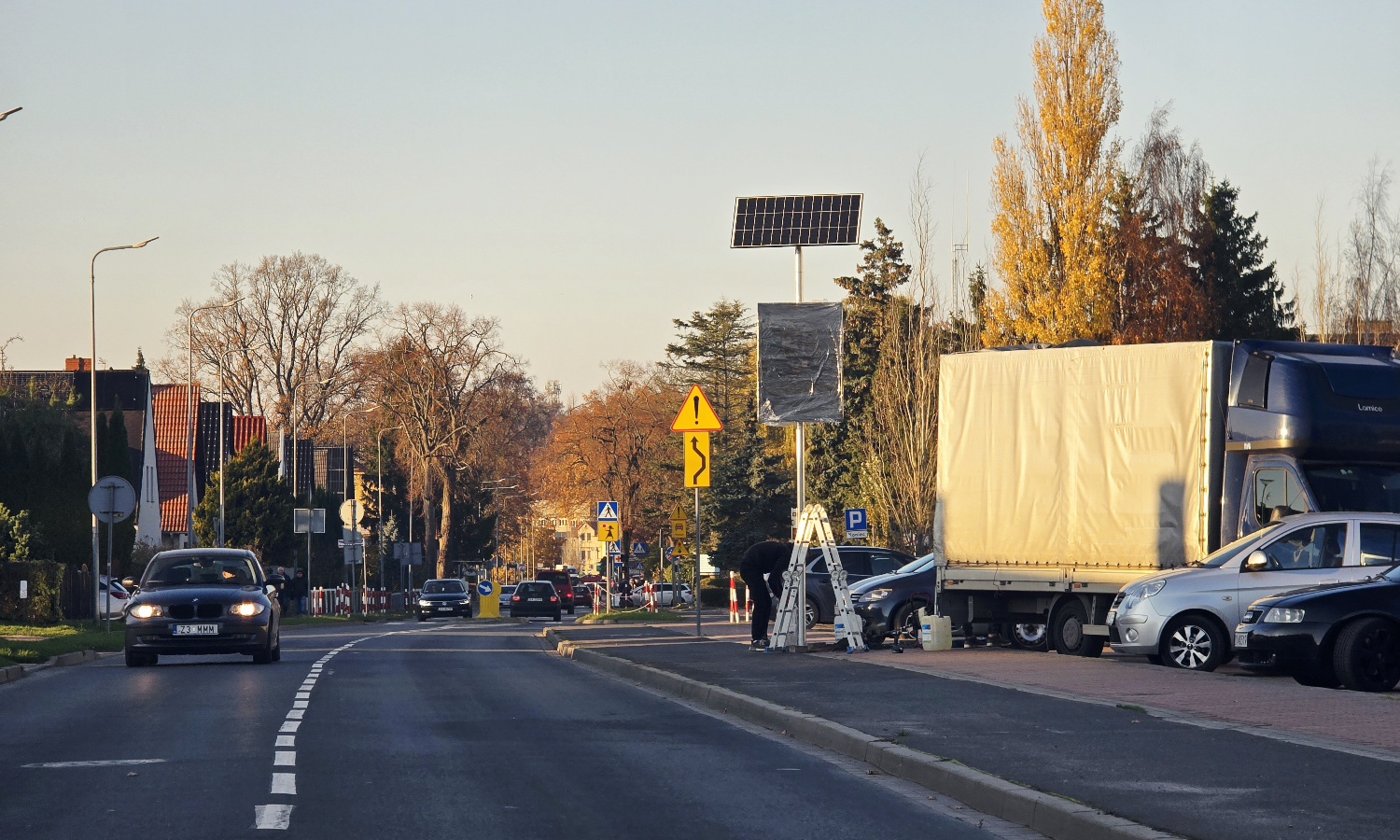 Nowy radarowy wyświetlacz prędkości przy ulicy Wolińskiej w Kamieniu Pomorskim