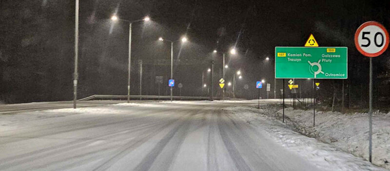 Synoptycy ostrzegają przed opadami śniegu Synoptycy ostrzegają przed opadami śniegu