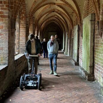 Naukowcy z PAN badają średniowieczną katedrę w Kamieniu Pomorskim